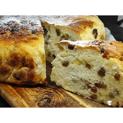 vanilias-mazsolas-korkalacs-mona