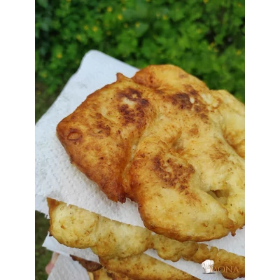 kukoricapelyhes-langos-mona