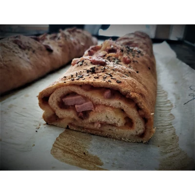 pizza-stromboli